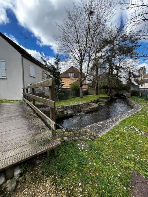 Cosy Avec Terrasse Et Parking, 4 Pers. *