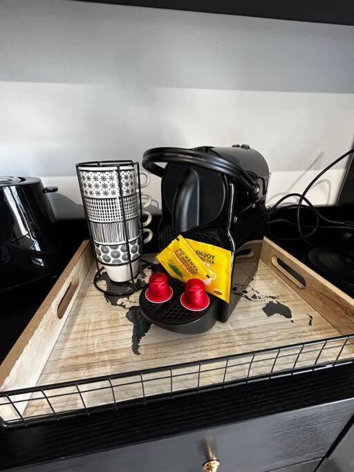 Cosy Avec Terrasse Et Parking, 4 Pers. Etampes