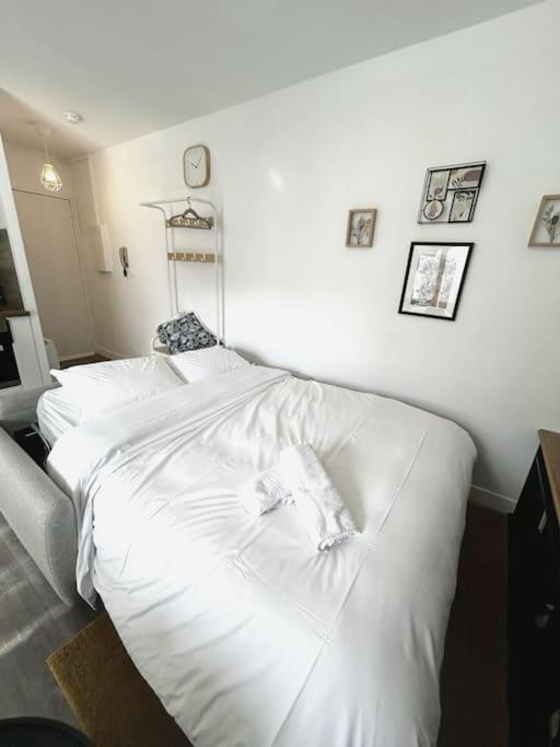 Cosy Avec Terrasse Et Parking, 4 Pers. Etampes